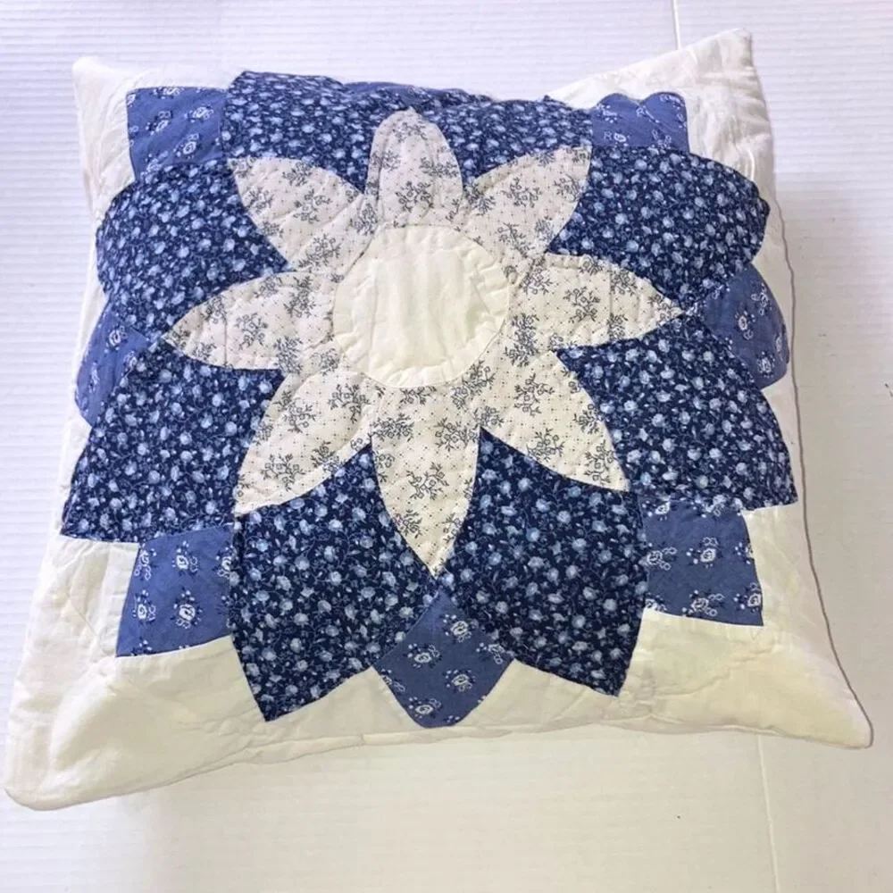 STARBURST Country Farmhouse Floral Quilted Pillow and Case 17 x 17 inches